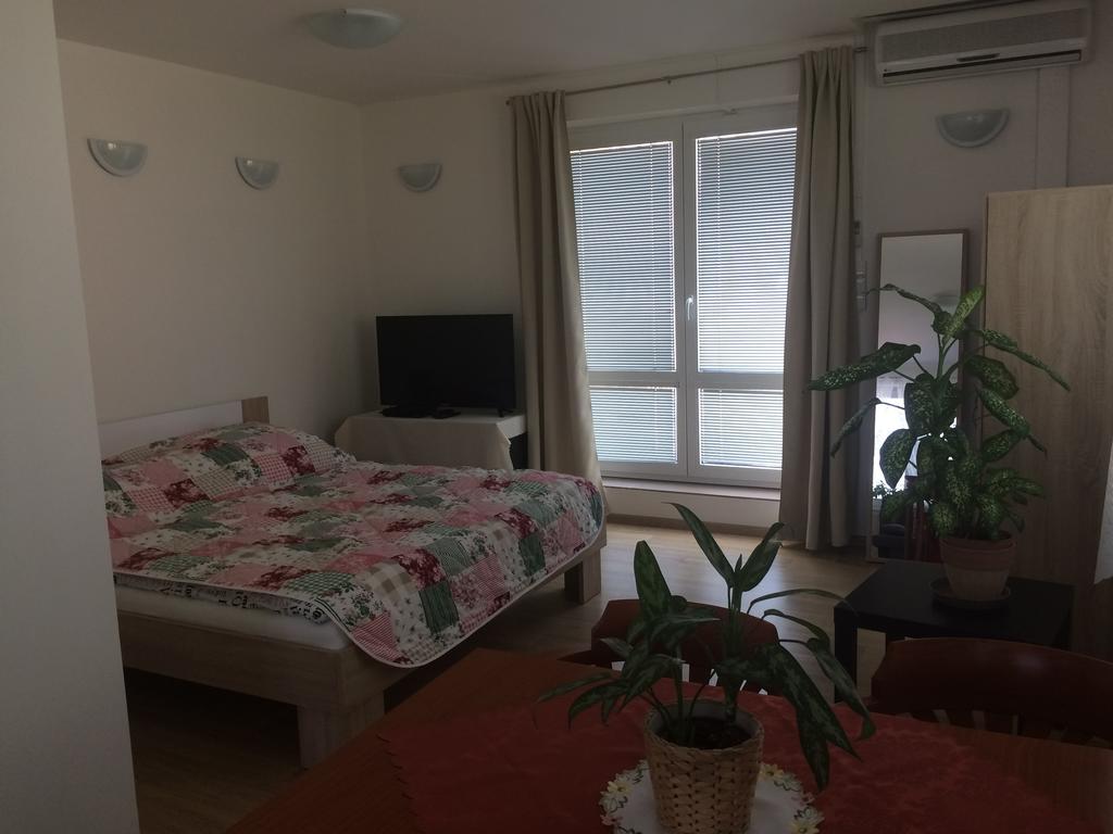 Apartment Praha 4 Екстериор снимка